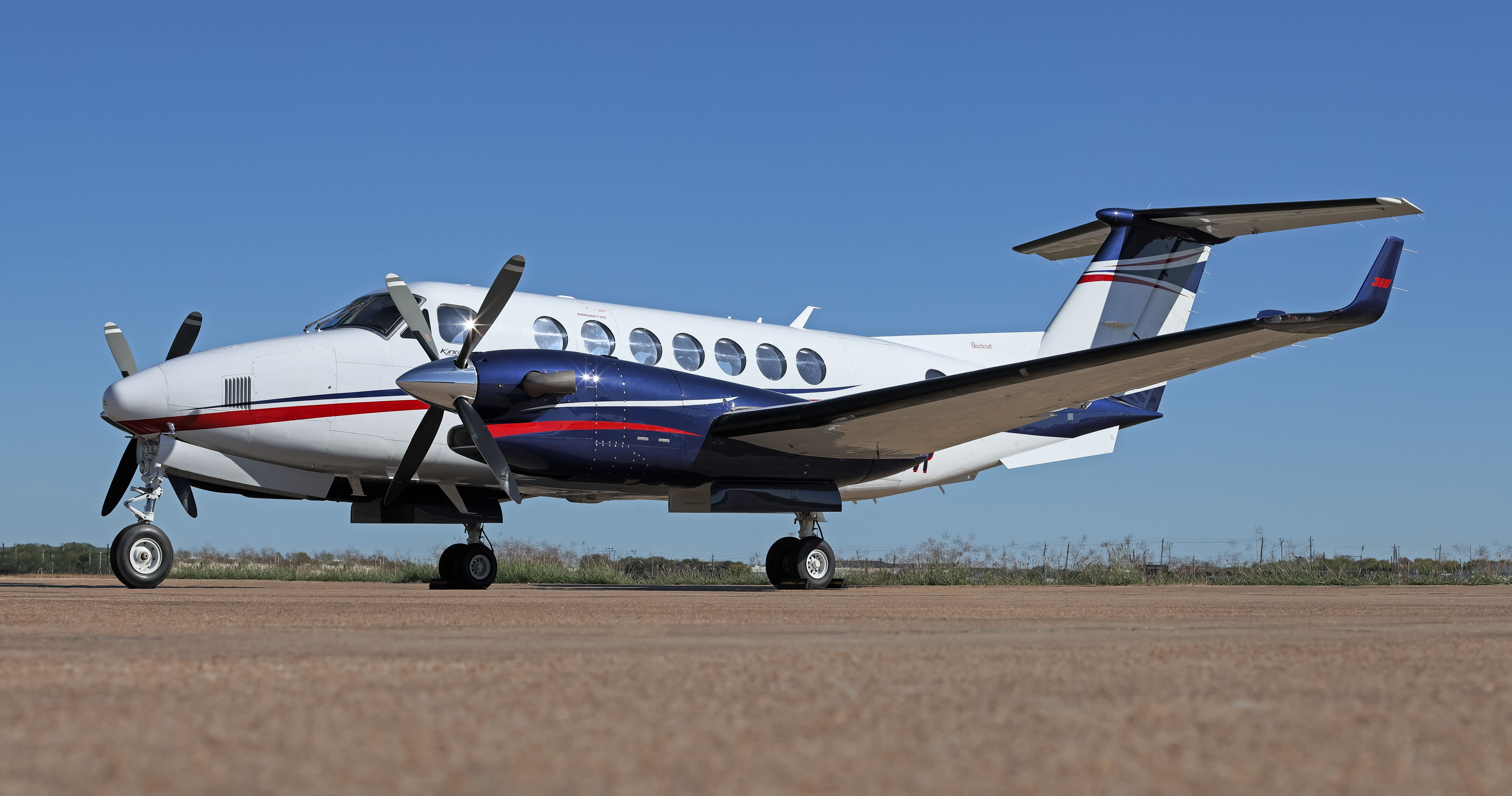 King Air 360